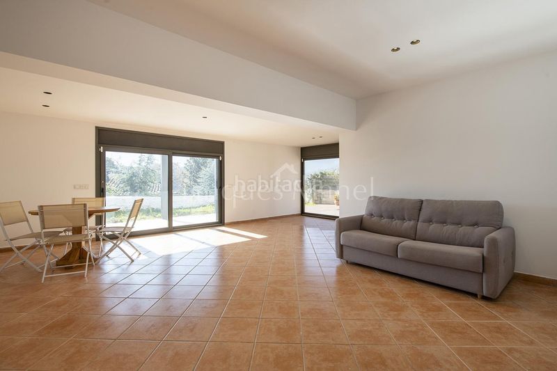 Foto 890f2e4b-115e-49d8-9cad-75c8d127ed99. Casa a Banyoles