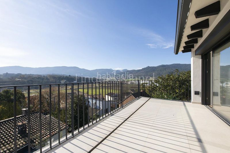 Foto ebfff193-4319-414f-a0fe-f6e18e7eb6db. Casa a Banyoles