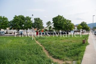 Terreny residencial  De moss�n llu�s constans. Oportunitat a banyoles parcella per construir una o dues cases