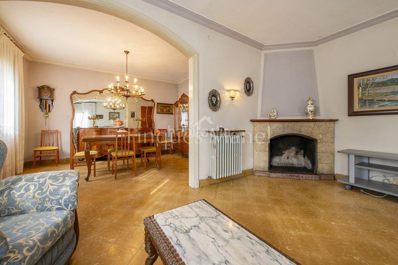 Foto fa809a85-a6d8-4f02-b689-41d80613d64e. Casa amb calefacció aparcament a Banyoles
