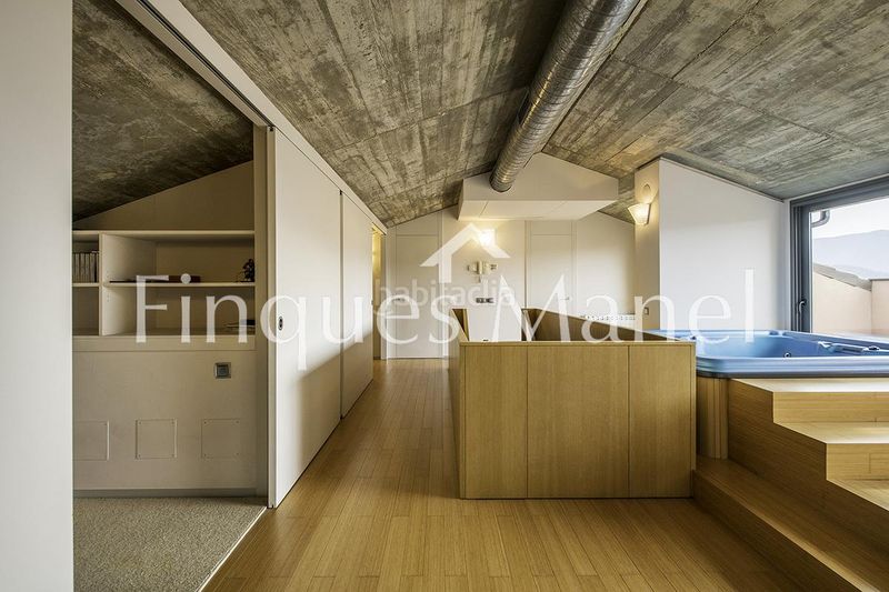 Foto 6c1a16df-05b4-452c-8033-89ec8f571755. Pis amb aparcament a Olot