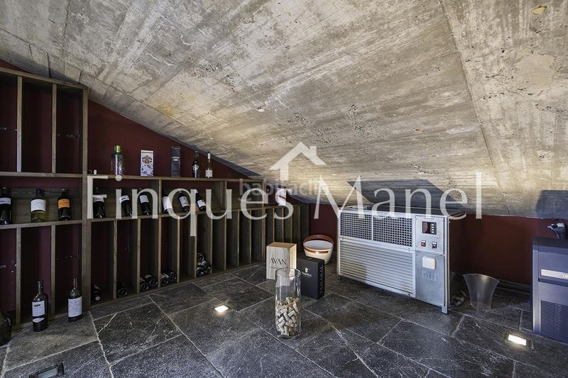 Foto 81f6d7da-5312-4e58-8a85-e5d24e0f567b. Pis amb aparcament a Olot