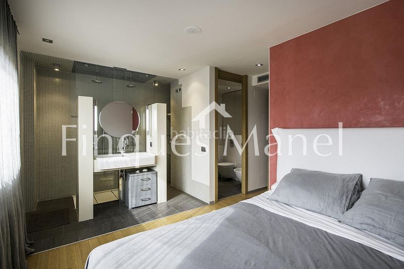 Foto e3c33891-32b1-448f-98e4-d484ef6cbba7. Pis amb aparcament a Olot