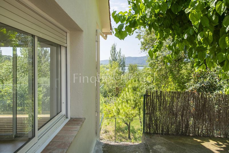 Foto 032ba079-b5e7-4107-ac77-2e6e4f4a2270. Casa a Banyoles
