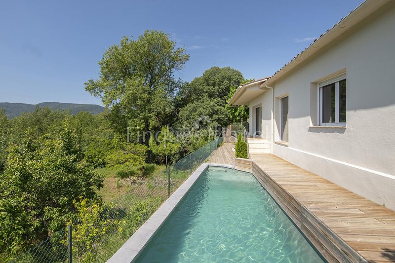 Foto 4dddc7f1-7646-4d46-94a5-7ba77075953e. Casa a Banyoles