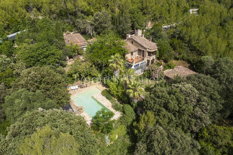 Foto 0544fa4d-d11f-456b-9926-8895806877a1. Masia amb calefacció piscina a Cistella