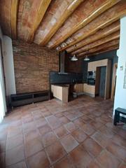 Location Duplex à Centre. Dúplex con terraza y plaza de parking, en el centro de mollet de