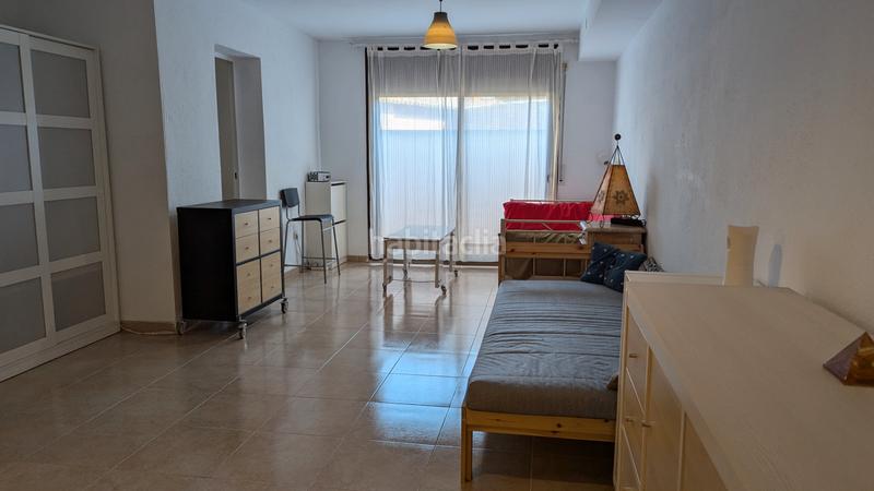 Foto 01569a5a-7415-450e-b0a6-9f9c02118548. Alquiler local comercial local ideal para oficina privada o despacho. en Llagostera