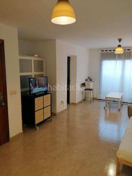 Foto a4913289-418b-4a31-8d27-ca635b8ab494. Alquiler local comercial local ideal para oficina privada o despacho. en Llagostera