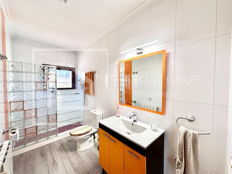 Foto d14d299b-e0de-4134-8eec-bac254f71274. Casa a Llagostera