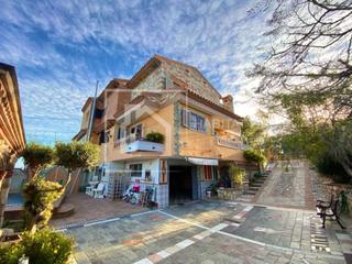 House in Altafulla. Casa con vistas al mar y piscina en altafulla!