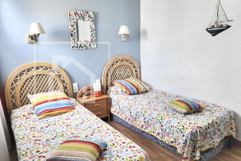 Foto b52a0408-faa8-42cc-b55d-57ecc69ab8e6. Casa chalet en venta en Port Grec - Port Moxó Empuriabrava