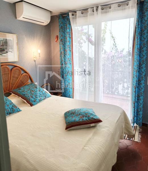 Foto f8b66796-c1bd-4862-8a7f-fc7781ac5b2a. Casa chalet en venta en Port Grec - Port Moxó Empuriabrava