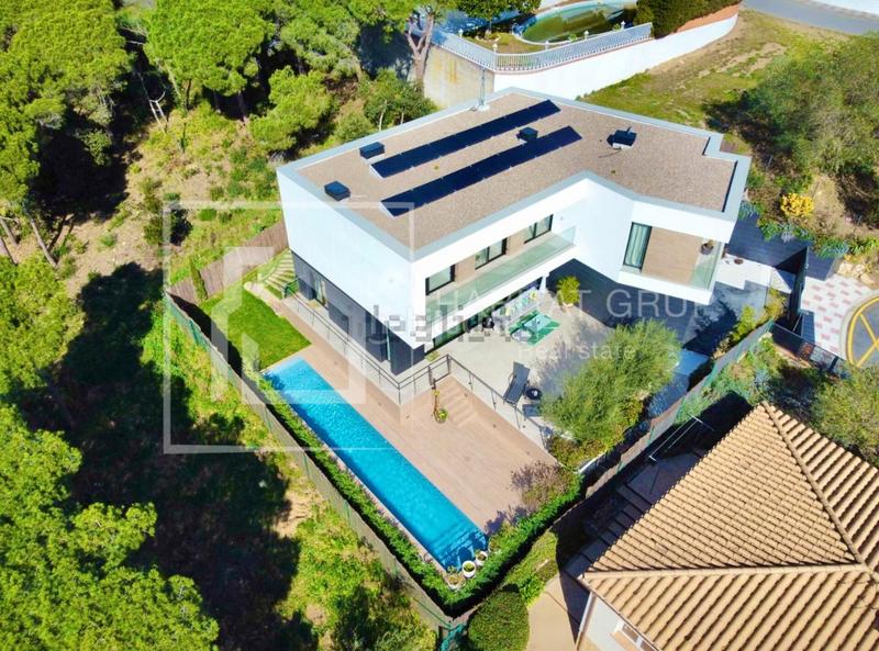 Foto 921dcdeb-e513-40f4-a5f9-07cec23d40bb. Alquiler casa  en alquiler en castell daro en Platja d´Aro