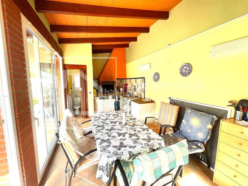 Foto c6ab397a-2379-4d9b-be6f-707292d7766c. Casa in Caldes de Malavella