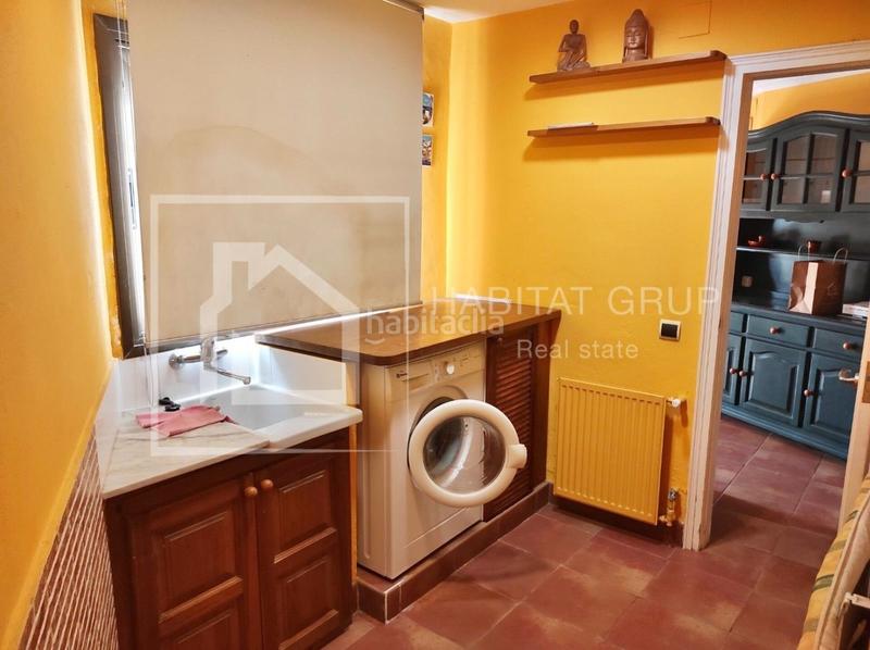 Foto b8693016-e54e-42d4-8396-e6e33c67d390. Casa chalet en venta en Cabanyes-Mas Ambrós-Mas Pallí Calonge