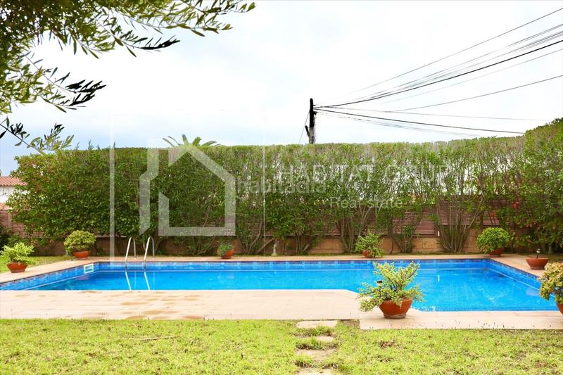 Foto 937e708d-44ef-4e90-90d5-314c9b8bc25e. Casa chalet con piscina en Cabanyes-Mas Ambrós-Mas Pallí Calonge