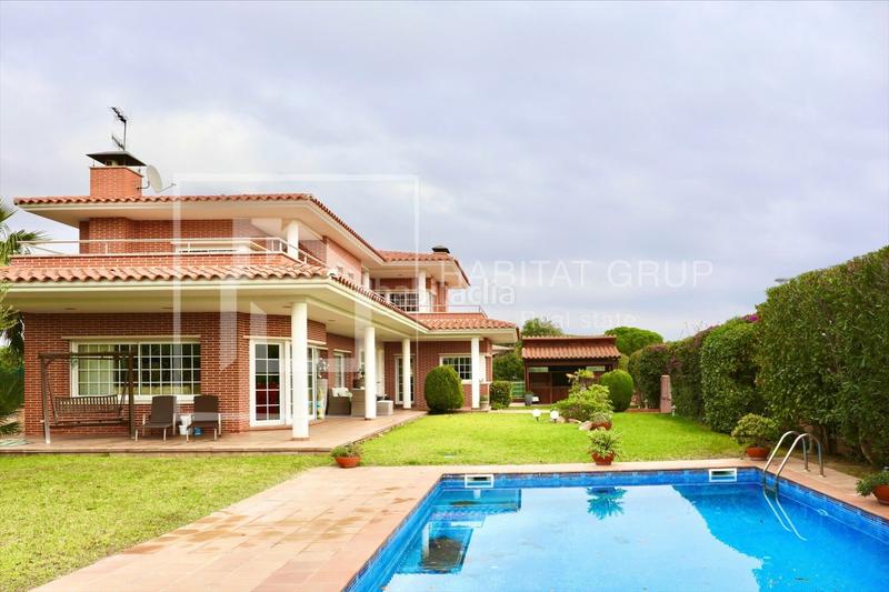 Foto db44ddb3-9f5c-4751-9fee-4137869249b8. Casa chalet con piscina en Cabanyes-Mas Ambrós-Mas Pallí Calonge
