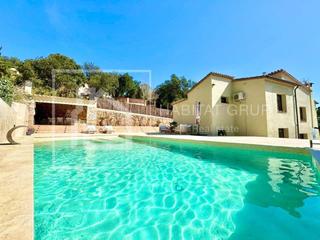 Casa a Residencial Begur-Esclanyà. Casa en venta en begur