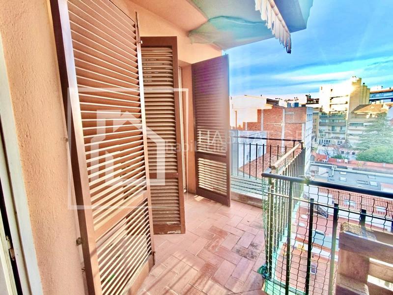 Foto 223fe487-81a9-4770-b44c-959286e7783a. Piso  con gran terraza en el centro ! en Eixample Nord Girona