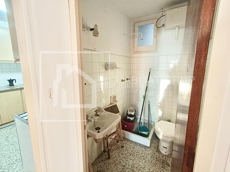 Foto a9705b7e-05cf-4cf6-bd9c-c840437e5ef6. Piso  con gran terraza en el centro ! en Eixample Nord Girona