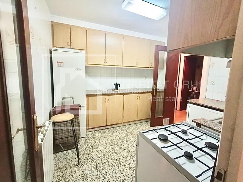 Foto d8225e01-ad58-4e43-99b6-60e3192f2677. Piso  con gran terraza en el centro ! en Eixample Nord Girona
