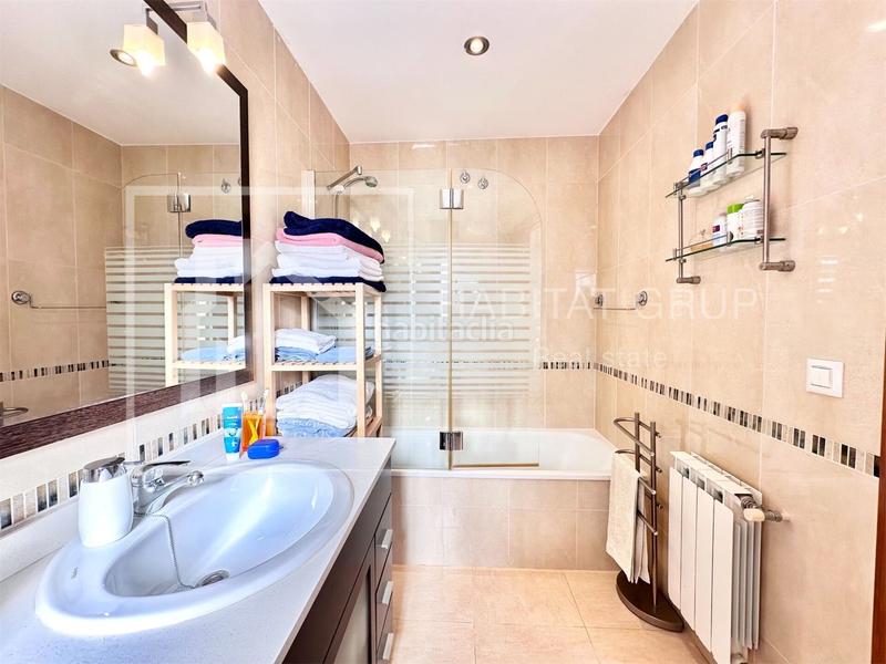 Foto 2c3a7301-eede-473d-bf42-1721be188078. Casa  en venta en residencial Begur-esclanyà Begur