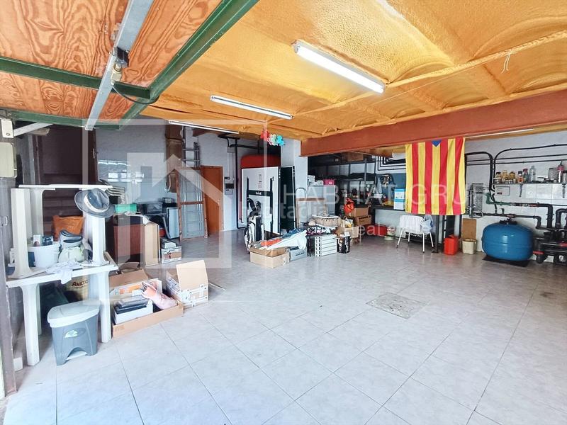 Foto 019bf5f7-7ae0-4107-b7b4-f2cc3ca0d7bb. House in Montjuïc Girona