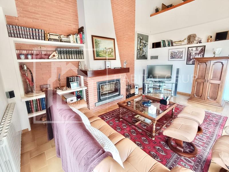 Foto 18e89cc1-66aa-4789-84b0-76e18f287c27. House in Montjuïc Girona