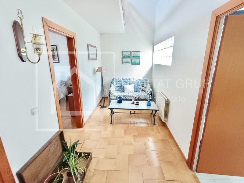 Foto 1b18e79b-de97-4f43-b6fc-d6dbe4fef9ee. House in Montjuïc Girona