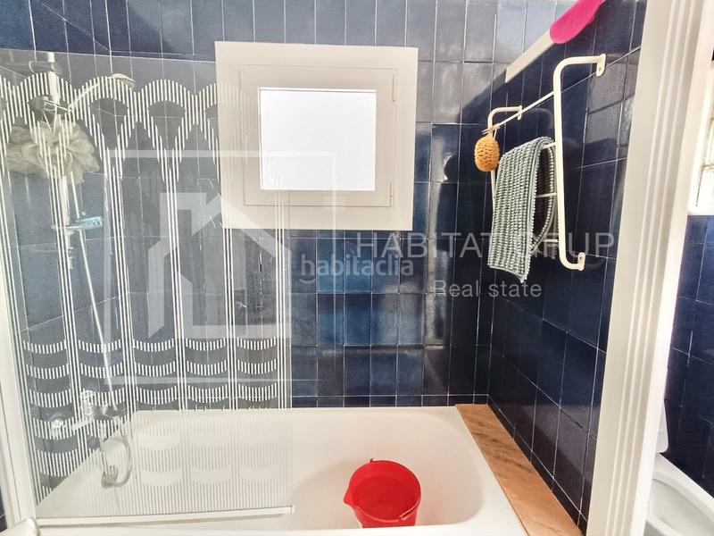 Foto 6c74d867-48d3-46ae-adc0-5bfa54cbd167. House in Montjuïc Girona