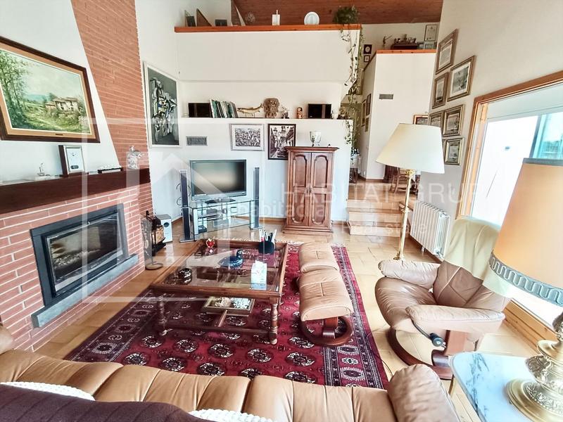 Foto adb9798e-dc13-4dd0-9170-c17c0e4a0b5f. House in Montjuïc Girona