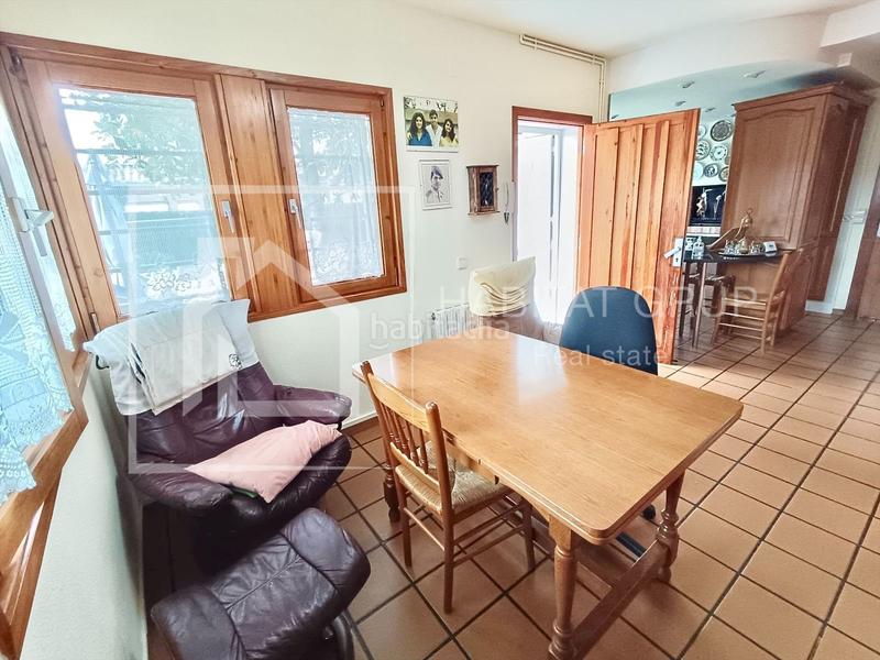 Foto b1a114d1-f439-4557-b74f-8c78a29fe376. House in Montjuïc Girona