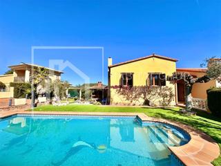 Casa a Residencial Begur-Esclanyà. Casa en venta en begur