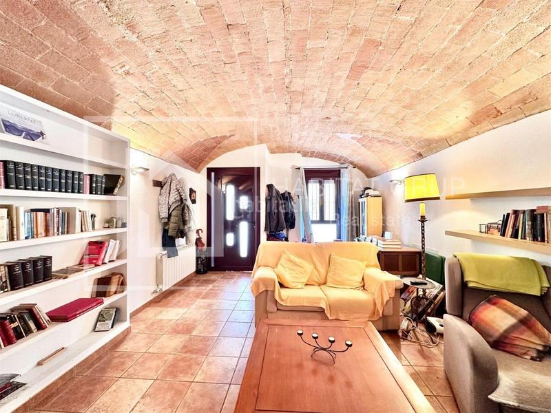 Foto 2b0c2f53-5b48-4cd0-baf6-f9f7ac092c5a. Casa a Eixample Sant Feliu de Guíxols