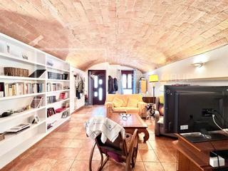 Casa a Eixample. Venta de casa en sant feliu de guíxols
