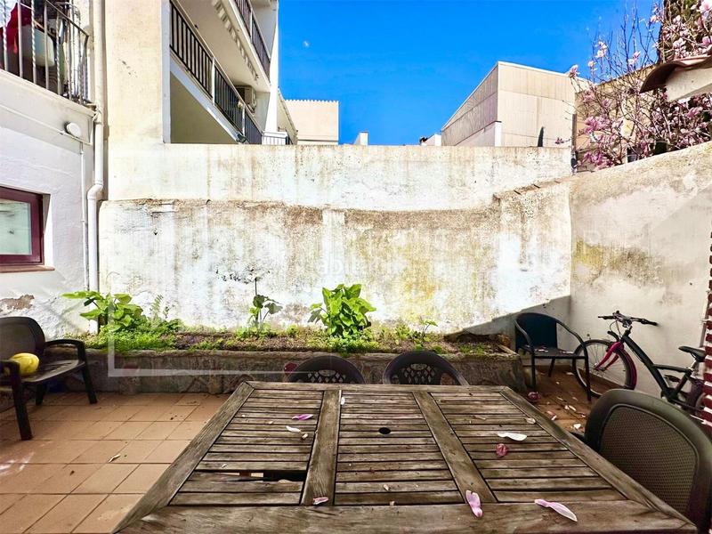 Foto 93252c0b-c2be-4586-8f5e-43d25a72ba34. Casa a Eixample Sant Feliu de Guíxols