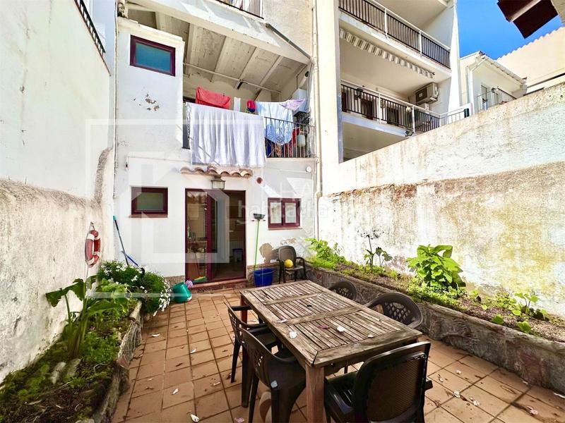 Foto c5c1f900-fcaa-4274-8150-82ff6fd83fbf. Casa a Eixample Sant Feliu de Guíxols