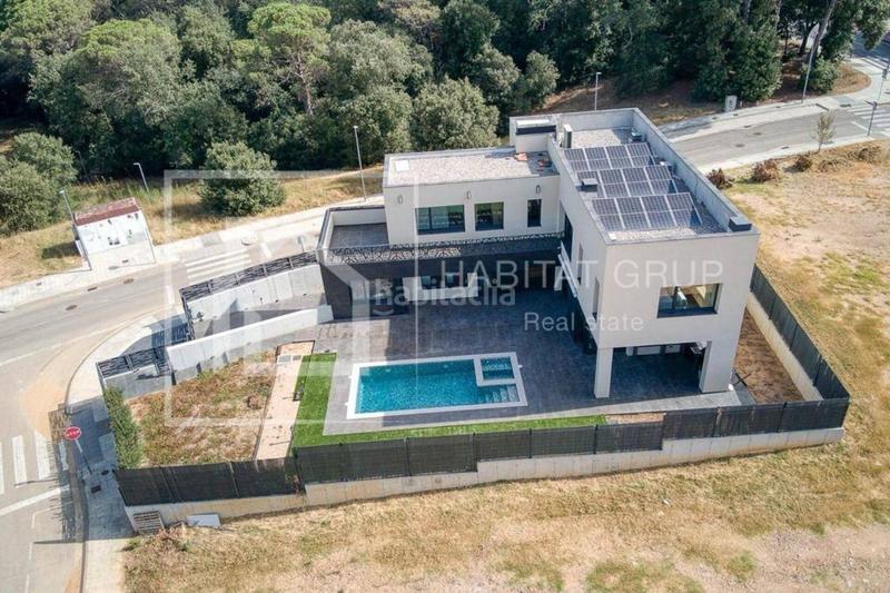 Foto 675b8fe7-7e39-4a0d-a8b3-c68a5ed8cbeb. Casa a Fornells de la Selva