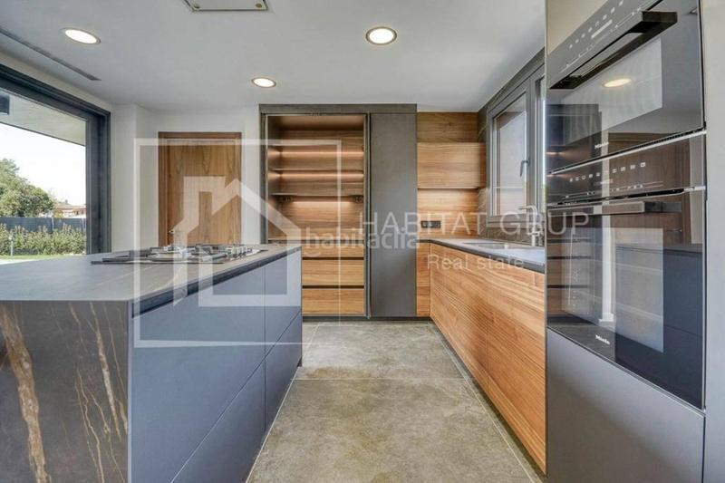 Foto 7e0ca3a7-1e3a-41ec-9b35-c2f013c654ae. Casa a Fornells de la Selva