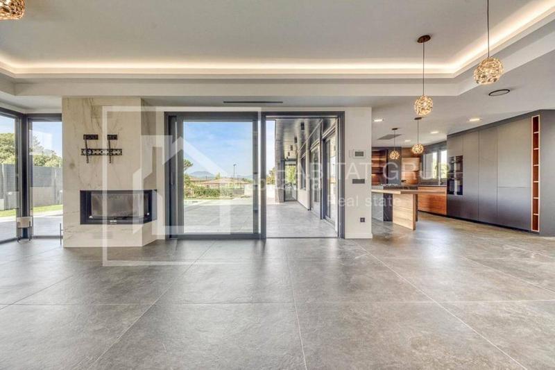 Foto c10b4e6e-7679-4676-bef5-29d045ab8f88. Casa a Fornells de la Selva