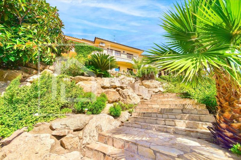 Foto 5a680211-0b41-4f53-b943-5ad611514c5d. Casa chalet con piscina en Cabanyes-Mas Ambrós-Mas Pallí Calonge