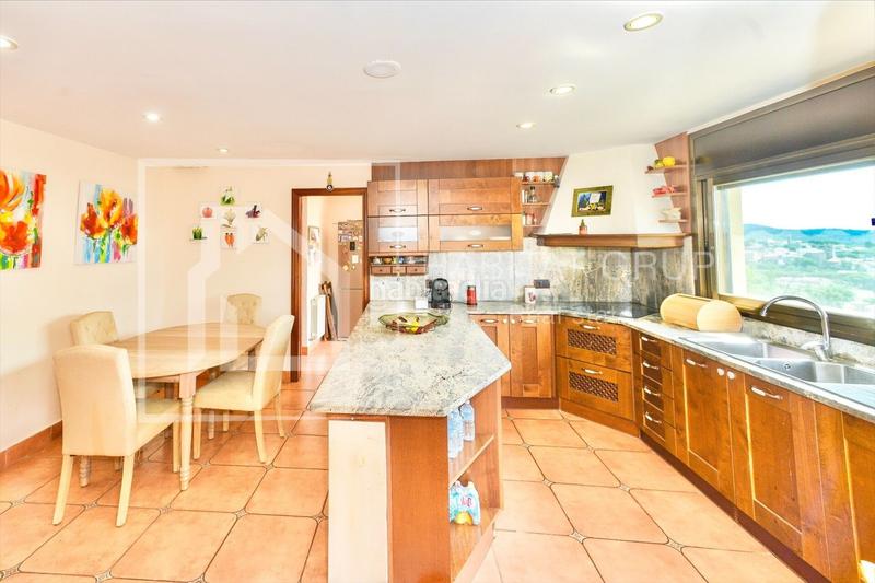 Foto 90bdfc72-d89c-4889-8286-4d1cf1b3977d. Casa chalet con piscina en Cabanyes-Mas Ambrós-Mas Pallí Calonge