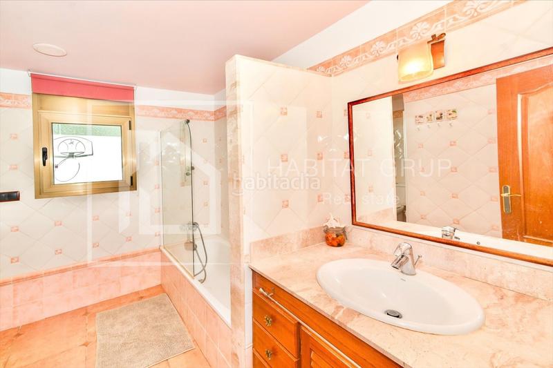 Foto b6844e0f-1651-4f97-bd16-23ec57e1ac4a. Casa chalet con piscina en Cabanyes-Mas Ambrós-Mas Pallí Calonge