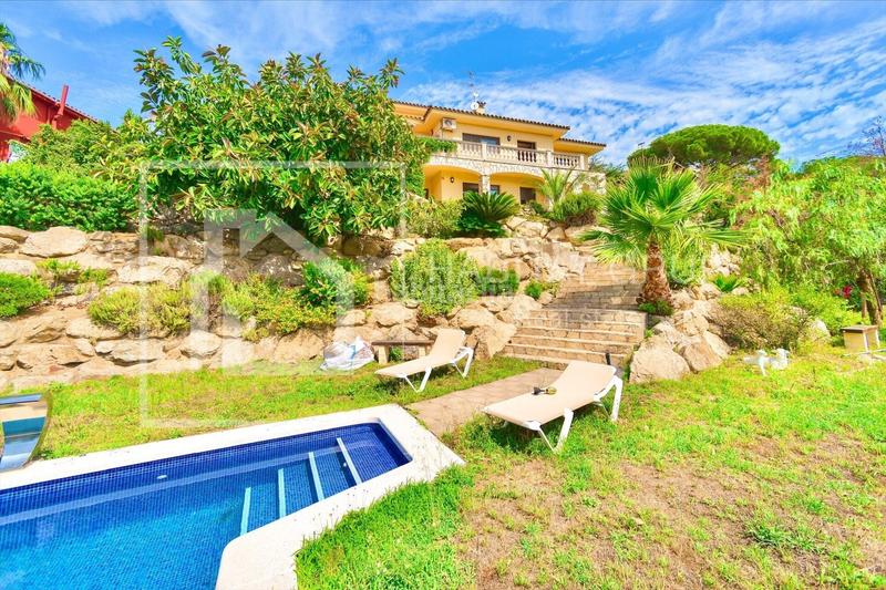 Foto f7e9464e-5e5c-461e-a41a-49e52ed12a92. Casa chalet con piscina en Cabanyes-Mas Ambrós-Mas Pallí Calonge
