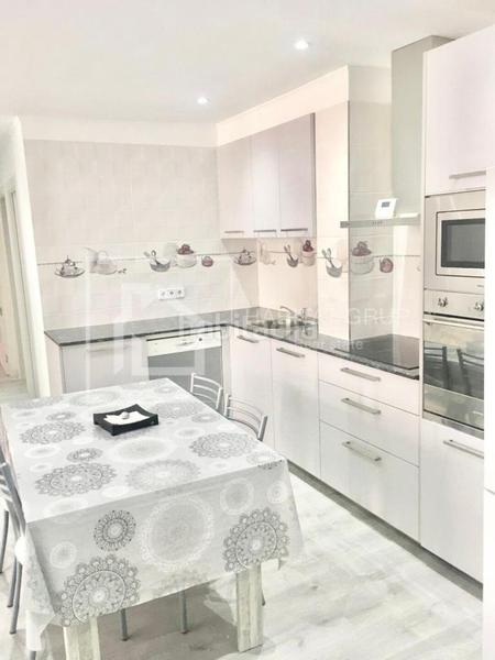 Foto 3872a5f1-87ad-467d-a4fb-eddff5e2b3a2. Piso  en venta en eixamplecentre en Eixample Nord Girona
