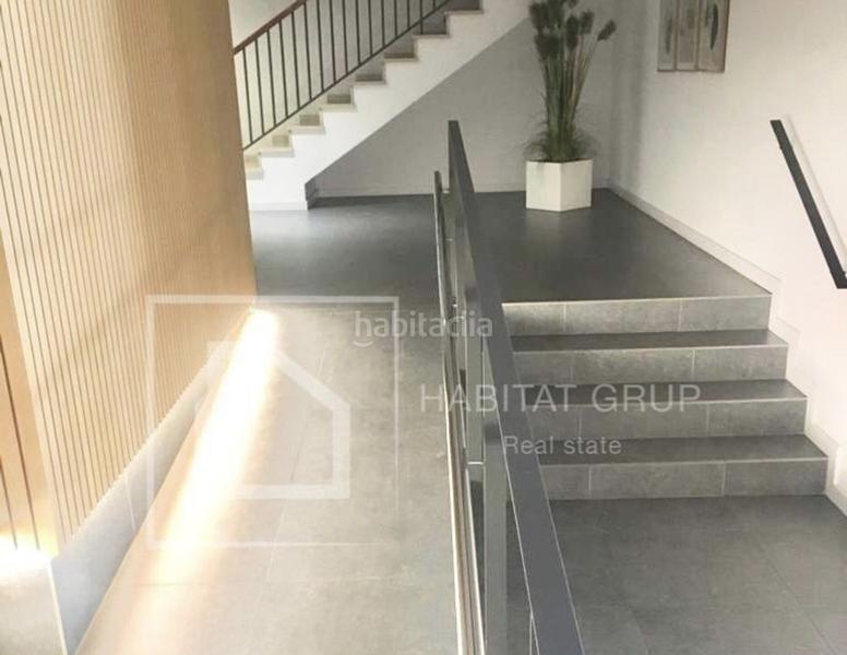 Foto c2b454fa-4684-4429-b04a-cf1d79f2ac6e. Piso  en venta en eixamplecentre en Eixample Nord Girona