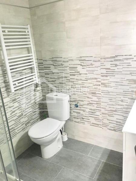Foto f412402b-3cbf-4981-b2cd-aa14f84f3634. Piso  en venta en eixamplecentre en Eixample Nord Girona