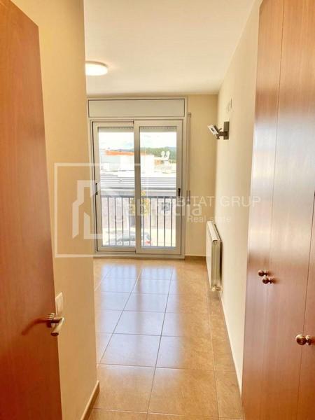 Foto 61a4909c-a47b-437d-b68b-a3a0520bab42. Appartement dans Estadi-Santa Anna Vic