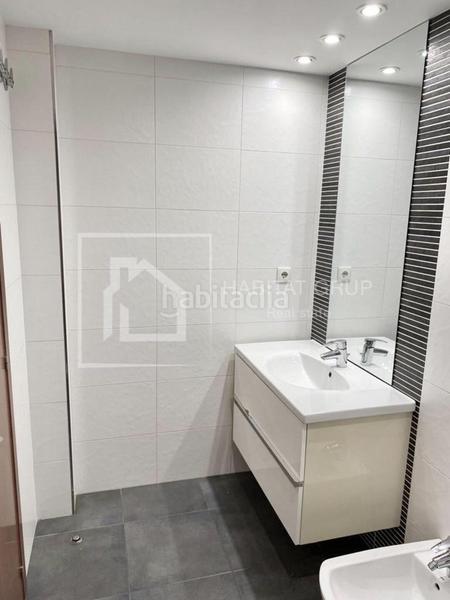 Foto 7d6e0586-fa53-43a6-9410-55aa7283dda1. Appartement dans Estadi-Santa Anna Vic